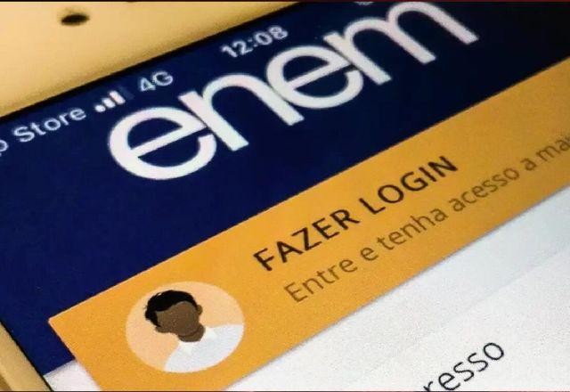 Imagem da noticia ENEM completa 25 anos com queda no número de inscritos