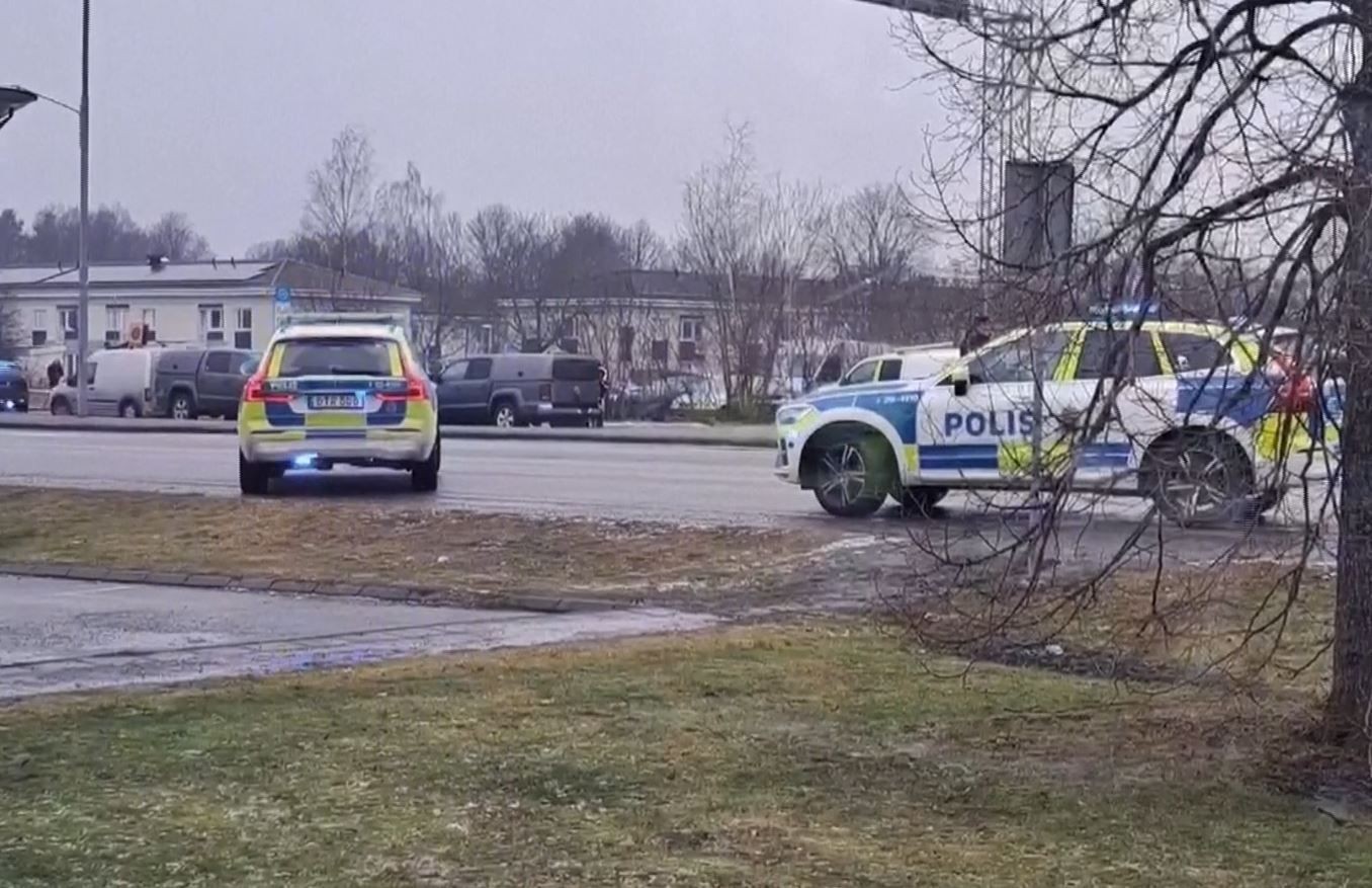 Imagem da noticia Sobe para 11 o número de mortos em ataque a escola na Suécia