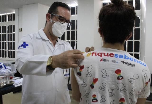 Imagem da noticia Mundo passa de 94 milhões de vacinas contra covid aplicadas