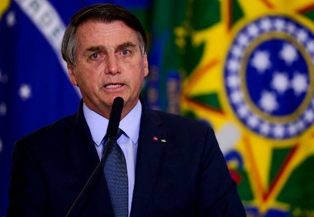 "É a lei da oferta e da procura", diz Bolsonaro sobre aumento de preços