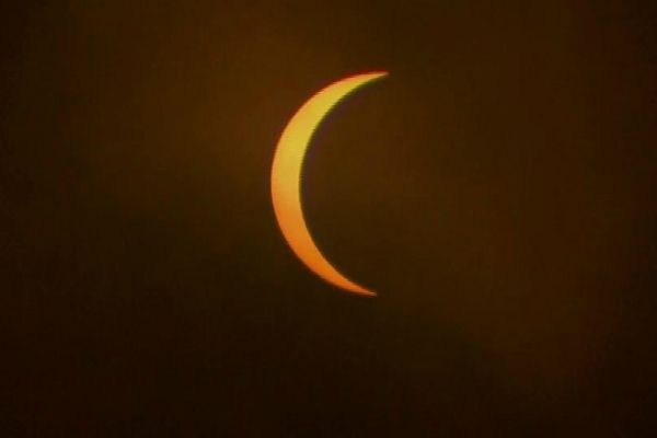 Eclipse solar faz dia virar noite nos Estados Unidos