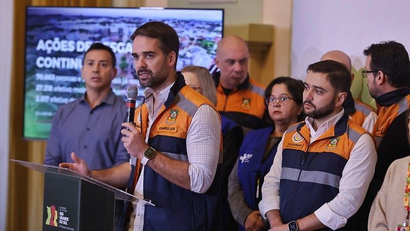Imagem da noticia Governador do RS diz que famílias afetadas por chuvas receberão R$ 2 mil em doações