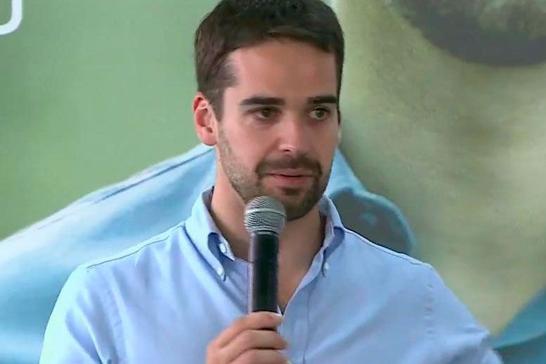 Imagem da noticia Eleições 2018: José Ivo Sartori tenta se reeleger contra Eduardo Leite no RS