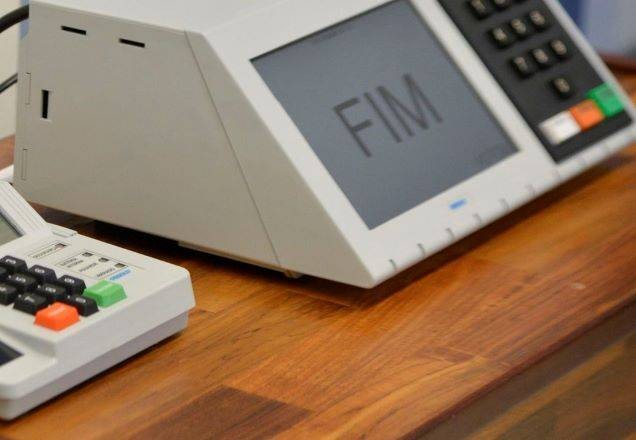 Imagem da noticia Eleitores com deficiência visual vão ouvir nomes dos candidatos nas urnas
