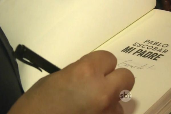 Imagem da noticia Em livro lançado na Argentina, filho de Pablo Escobar conta detalhes da vida do pai