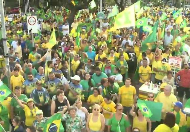 Em reação a vazamentos, manifestantes realizam atos pró-Moro pelo país