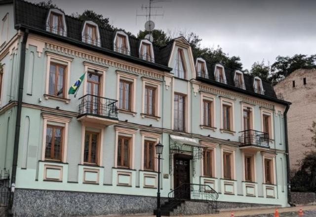 Imagem da noticia Embaixada do Brasil deixa Kiev e se desloca para fronteira com a Polônia
