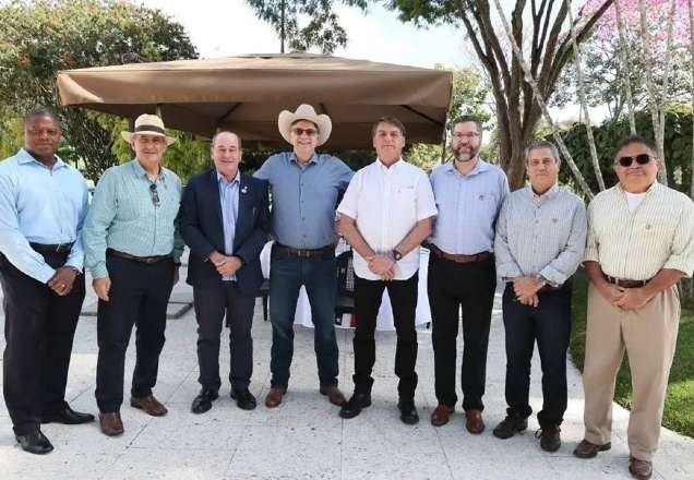 Imagem da noticia Embaixador dos EUA que almoçou com Bolsonaro testa negativo para a Covid-19