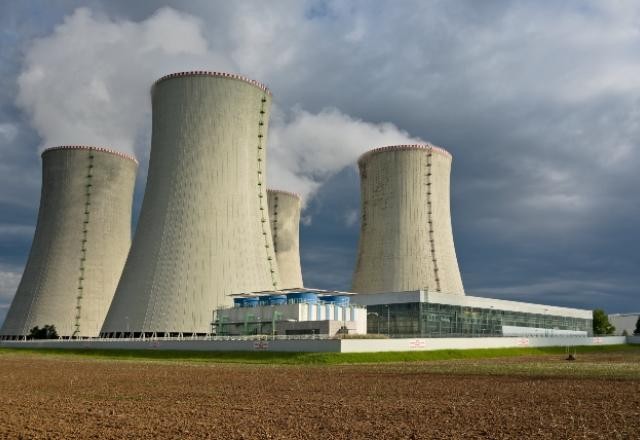 Imagem da noticia União Europeia decide que gás natural e energia nuclear são "verdes"