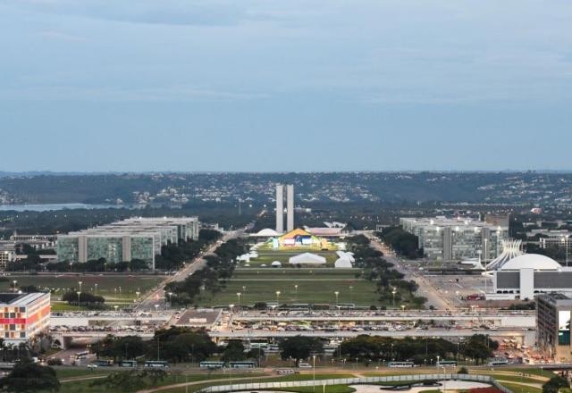 Imagem da noticia Brasil se prepara para troca histórica de governo sem presença de Bolsonaro