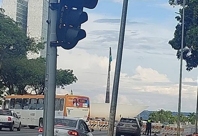 Imagem da noticia Esplanada dos Ministérios é fechada para evitar acesso de caminhões