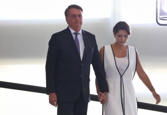 Imagem da noticia PT aciona TSE contra Bolsonaro e primeira-dama por causa de pronunciamento