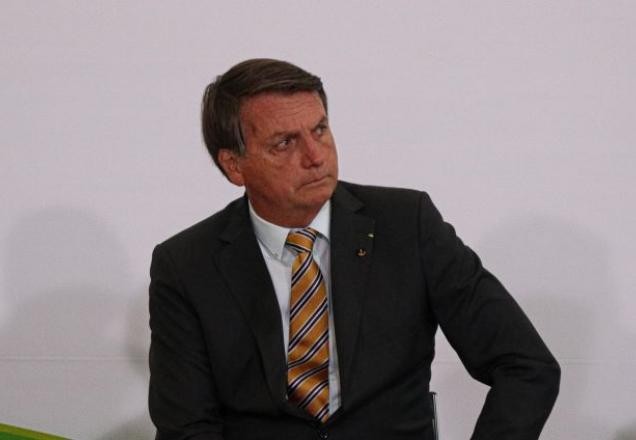 Imagem da noticia Bolsonaro diz que vai comprar qualquer vacina aprovada pela Anvisa