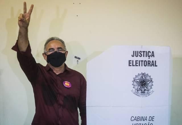 Imagem da noticia Edmilson Rodrigues vence em Belém e alavanca crescimento do Psol
