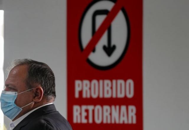 Imagem da noticia Casa Civil trabalha em decreto para criar novo ministério para Pazuello