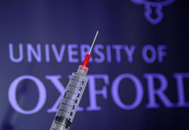 Imagem da noticia África do Sul suspende vacina de Oxford, menos eficiente com nova cepa