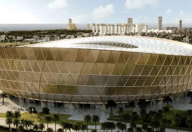 Imagem da noticia Bolsonaro visita estádio da final da Copa do Mundo do ano que vem