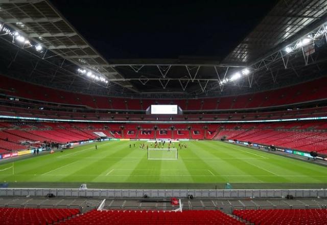 Imagem da noticia Londres vai sortear ingressos da final da Euro para quem for se vacinar