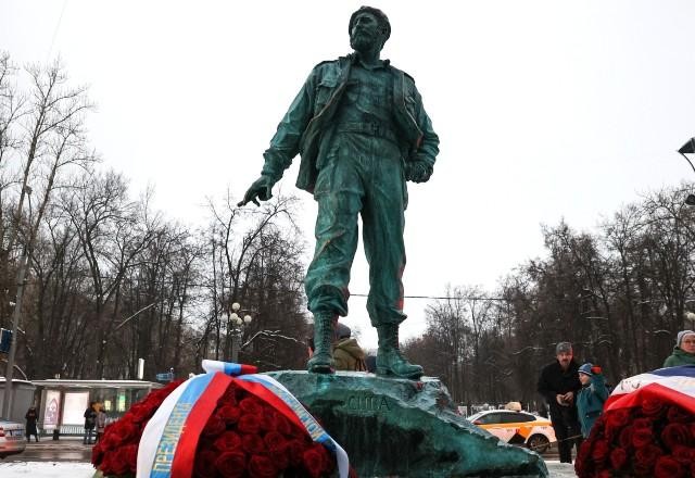 Imagem da noticia Presidentes de Cuba e da Rússia inauguram estátua de Fidel Castro em Moscou