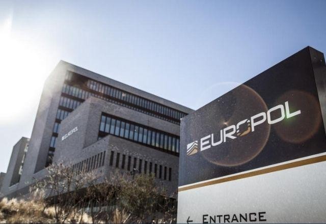 Imagem da noticia Operação da Europol fecha maior mercado da dark web e prende 150