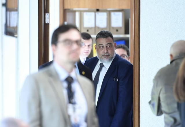 Imagem da noticia CPMI do 8/1: depoimento de ex-diretor da Abin aumenta crise com general G. Dias