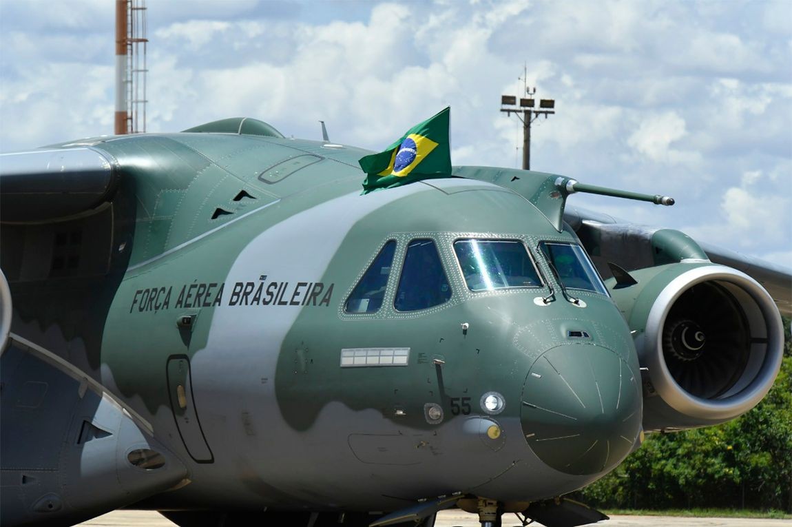 Imagem da noticia Lula determina voo para repatriar brasileiros no Líbano