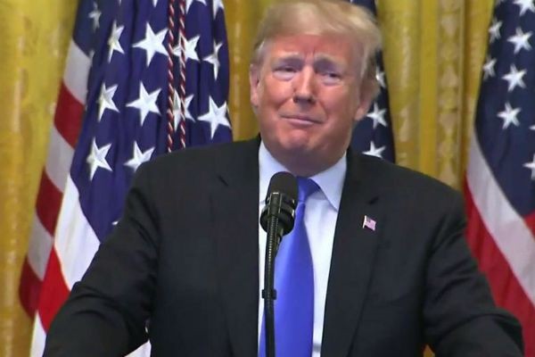 Imagem da noticia FBI prende suspeito de enviar pacotes com explosivos para opositores de Trump