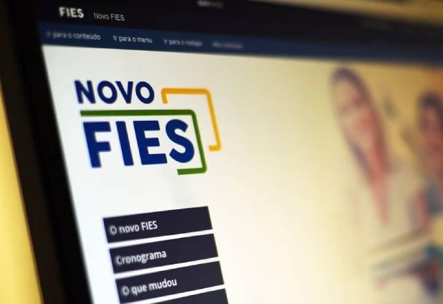 Imagem da noticia Estudantes têm novo prazo para renovar contrato do FIES