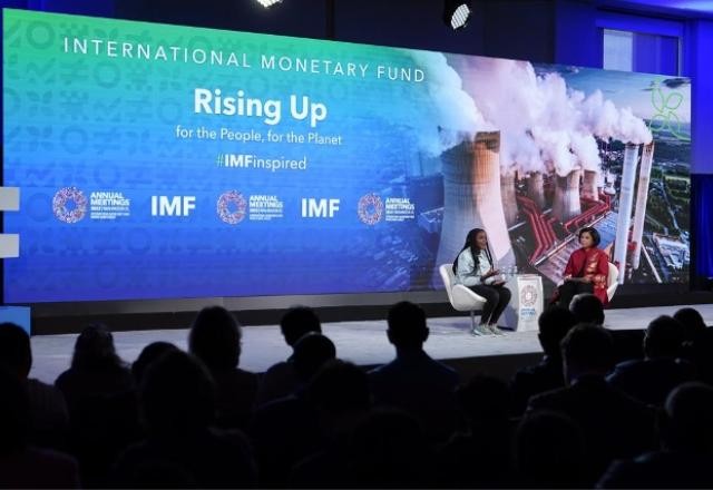 Imagem da noticia FMI piora projeção do PIB brasileiro para o ano que vem: 1%