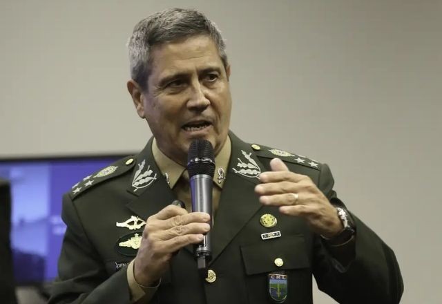 Imagem da noticia Braga Netto chama denúncia da PGR de "fantasiosa" em defesa enviada ao Supremo