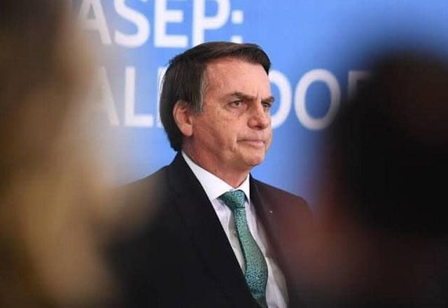 Imagem da noticia Deputados governistas querem depoimento de Bolsonaro na CPMI do 8/1