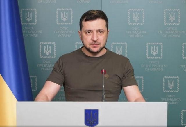 Imagem da noticia Zelensky diz que mantém diálogo com Rússia para negociar cessar-fogo