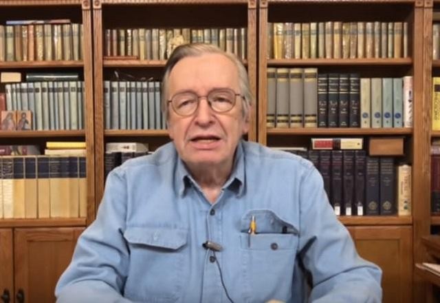 Imagem da noticia Escritor Olavo de Carvalho morre, aos 74 anos, nos Estados Unidos