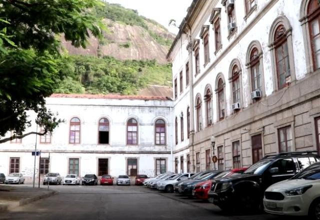 Imagem da noticia Unirio suspende aulas após aluno ameaçar um massacre armado