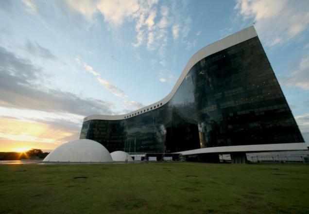 Deputados bolsonaristas querem criar novo partido até meio de 2021