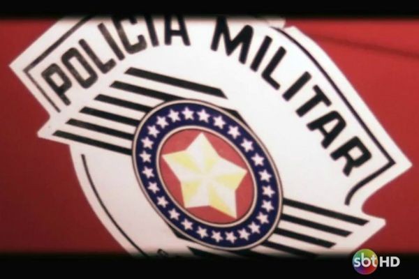 Imagem da noticia Falsos policiais roubam e explodem viatura da PM
