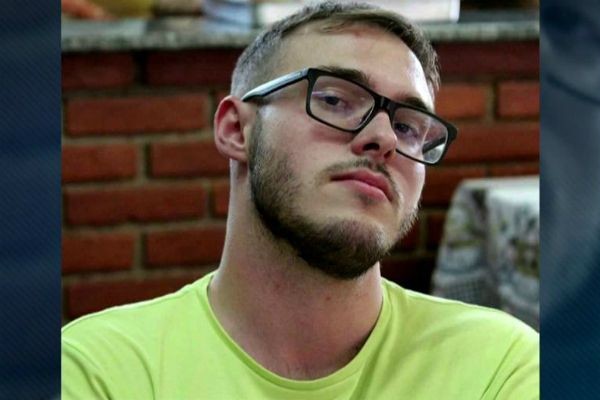 Imagem da noticia  Família lamenta morte de jovem eletrocutado em bloco de Carnaval