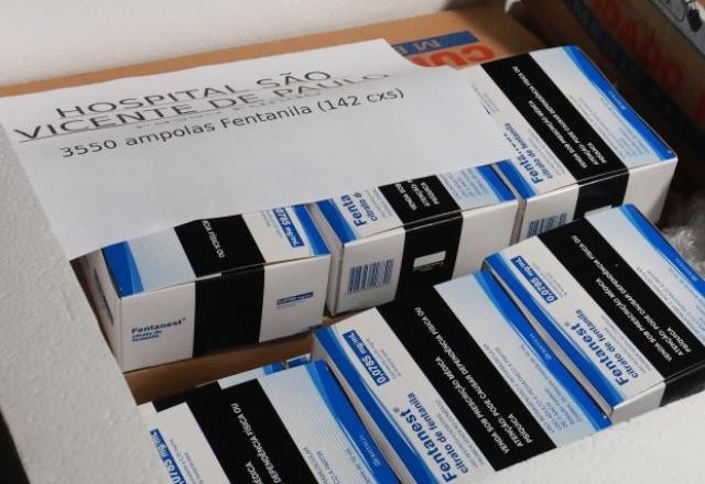 Imagem da noticia Governo estuda reverter compra compulsória de remédio para intubação