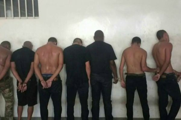 Fim de semana começa com onze prisões e sete mortes no RJ