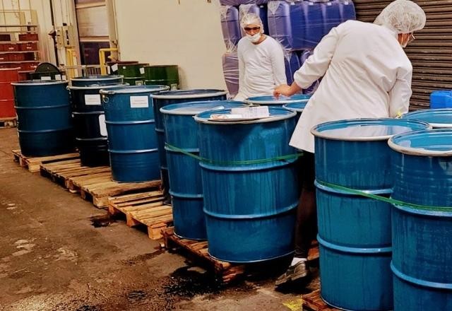 Imagem da noticia Fiscalização fecha quatro fábricas de suco de laranja em SP e SC
