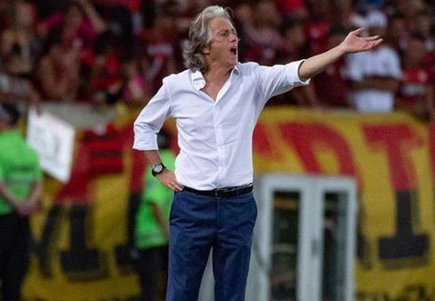 Flamengo oficializa saída do treinador Jorge Jesus