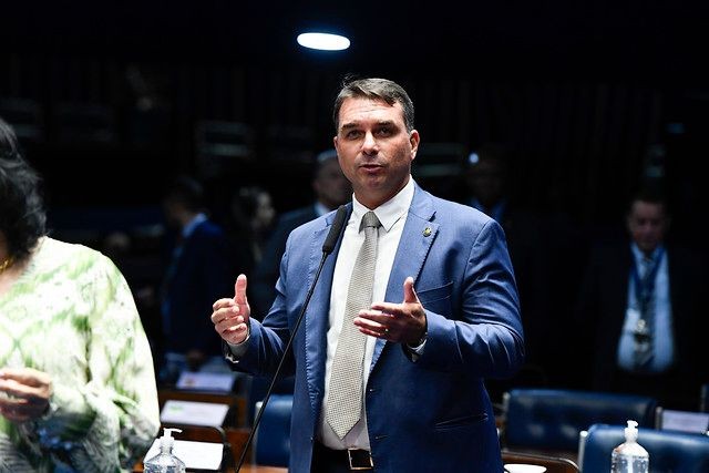 Imagem da noticia Senado aprova urgência para acabar com “saidinhas” de presos em feriados