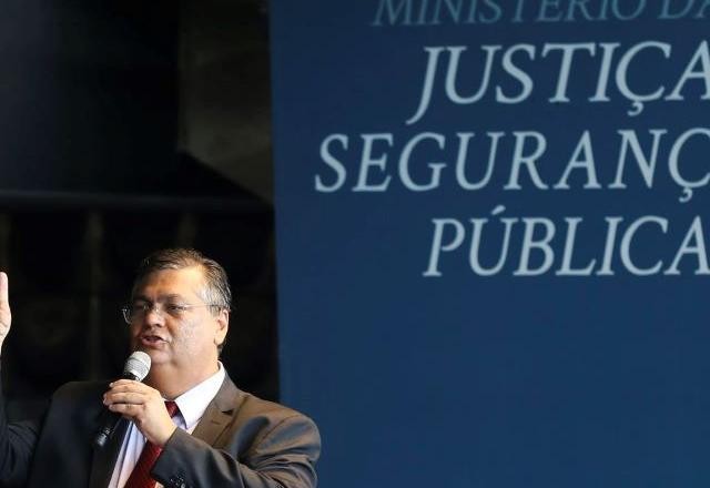 Imagem da noticia "Pacote antigolpe" tem regras para redes sociais e aumento de penas