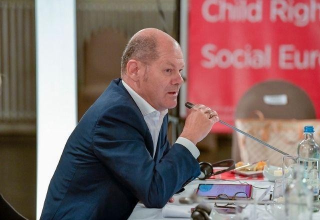 Imagem da noticia Scholz chama de "cínica" preocupação de Putin com morte de civis no Oriente Médio