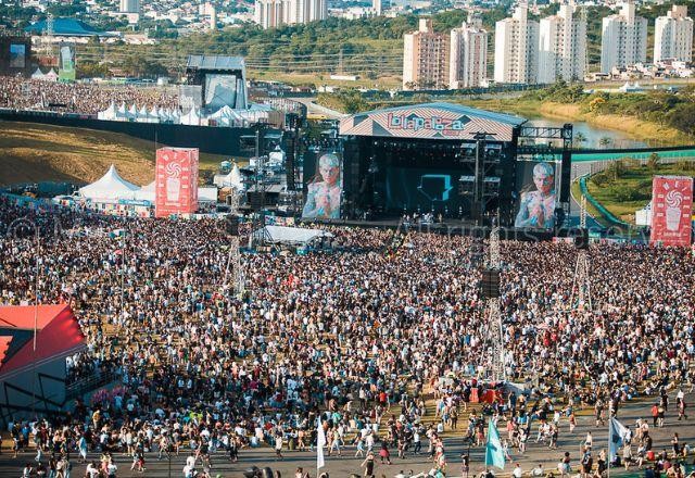 Imagem da noticia Senacon notifica Lollapalooza por irregularidades na meia-entrada de estudantes
