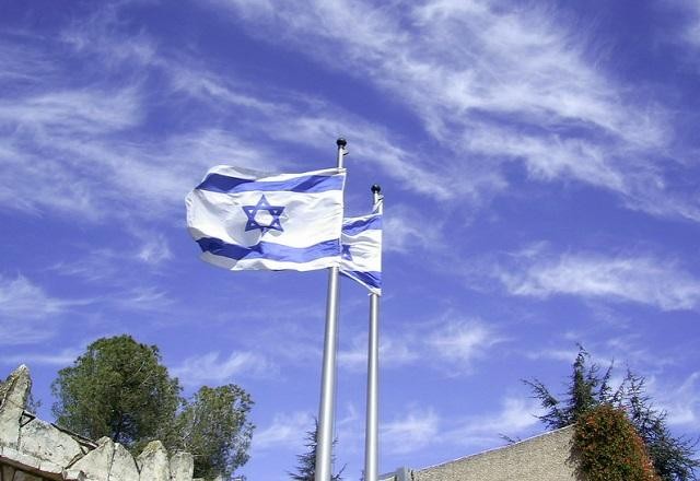 Imagem da noticia Entenda como funciona o Domo de Ferro, sistema de defesa aérea de Israel