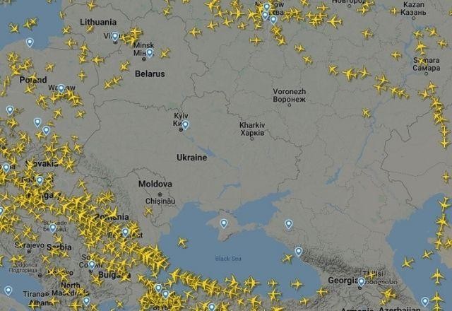 Espaço aéreo da Ucrânia permanece isolado durante ataque russo