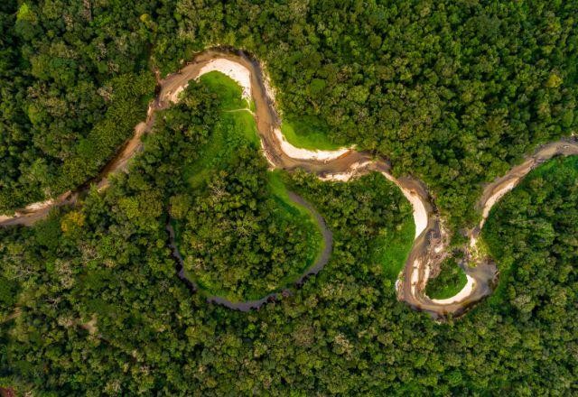 Imagem da noticia Equador decide interromper exploração de petróleo na Amazônia