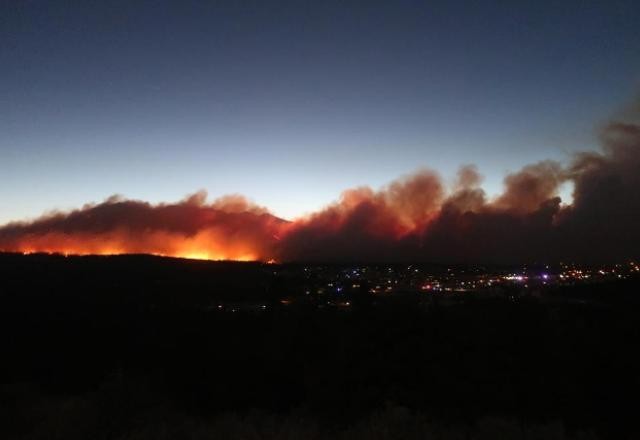 Imagem da noticia Mudança climática: incêndios florestais forçam evacuação nos EUA