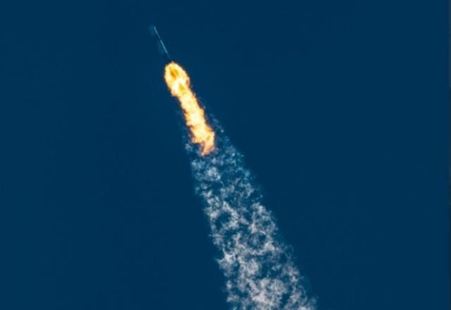 Imagem da noticia SpaceX lança missão tripulada à Estação Espacial Internacional